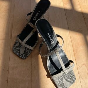 Mango Snake Print Women's Sandals - Black and Tan